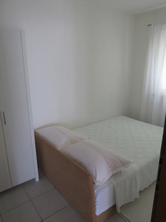 Apartments Lovric - 30 Meters To The Beach Trogir Bagian luar foto